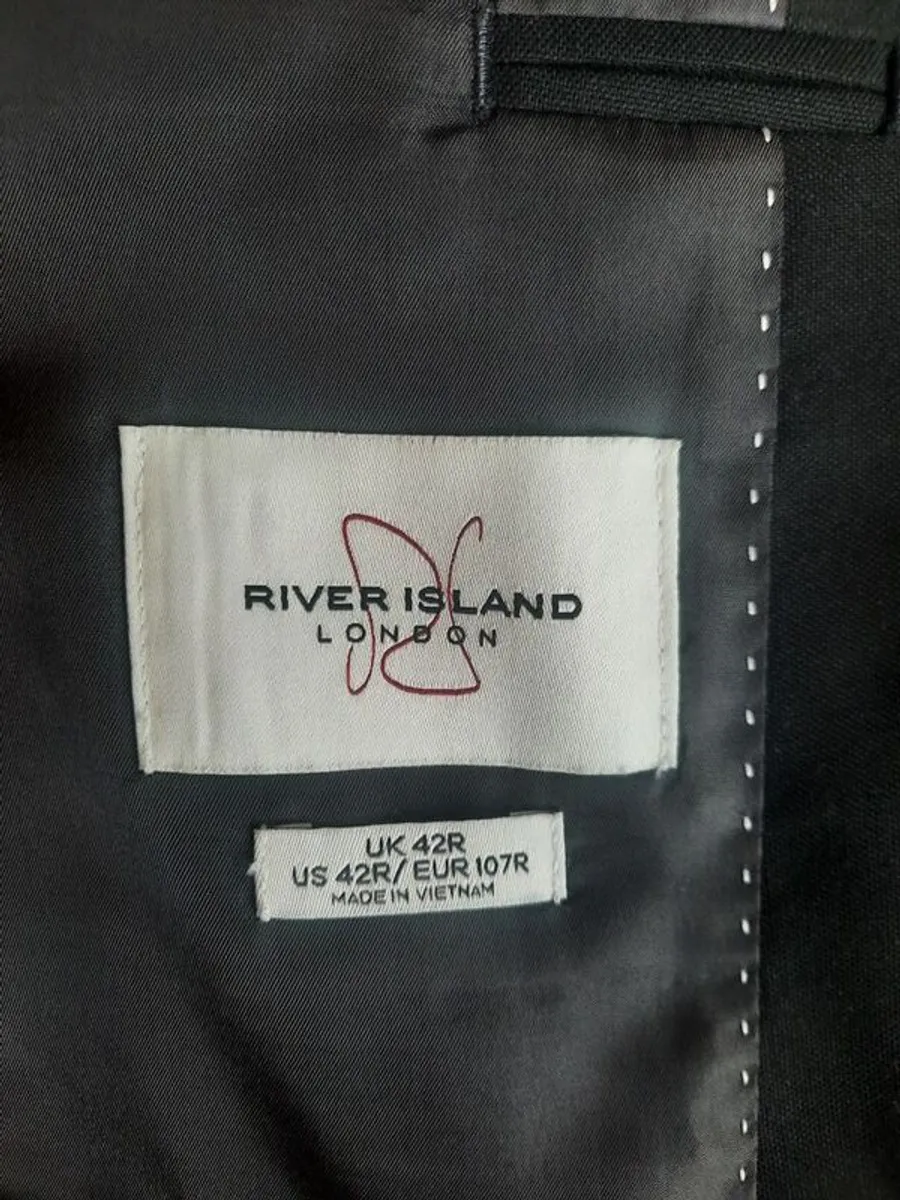 River Island Suit - Image 3