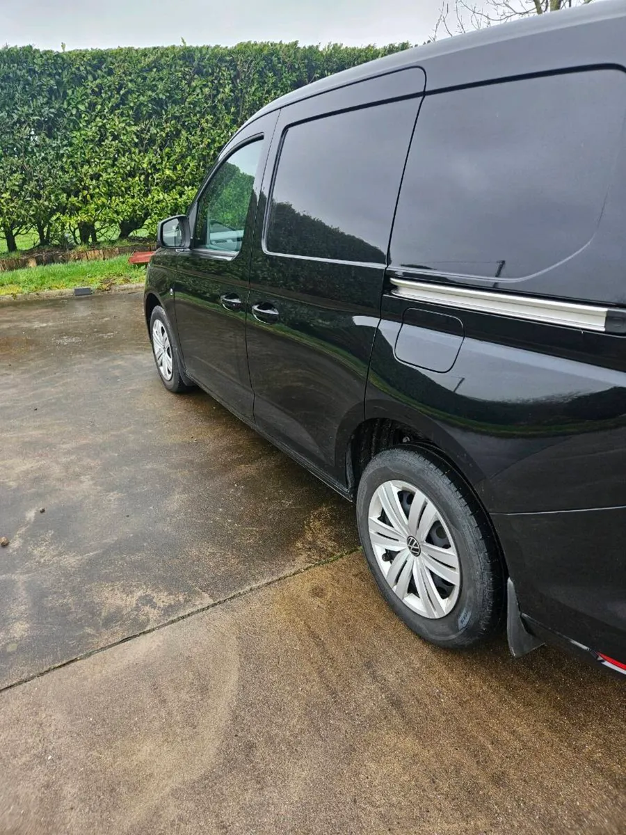 VW Cadey Business Class 2.0 litre Van - Image 2