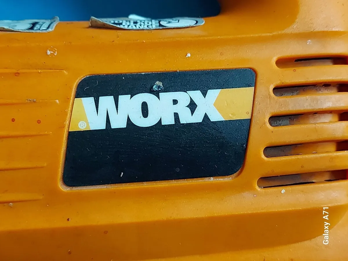 WORX WX851SL Jig Saw in Very Good Condition - Image 4