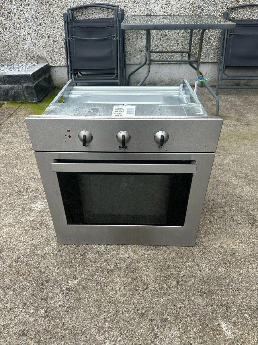 Zanussi Kitchen Oven - Image 1
