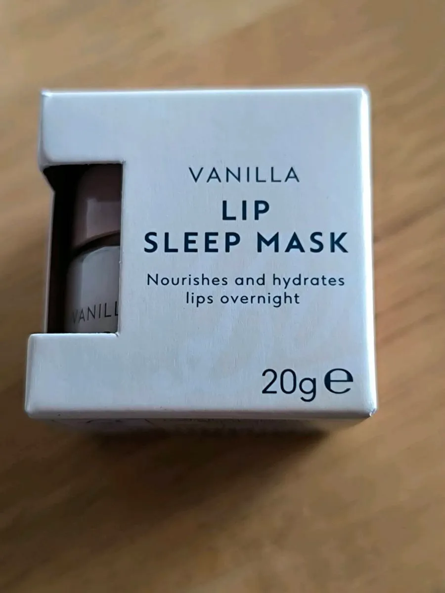BOOTS VANILLA LIP SLEEP MASK - Image 1