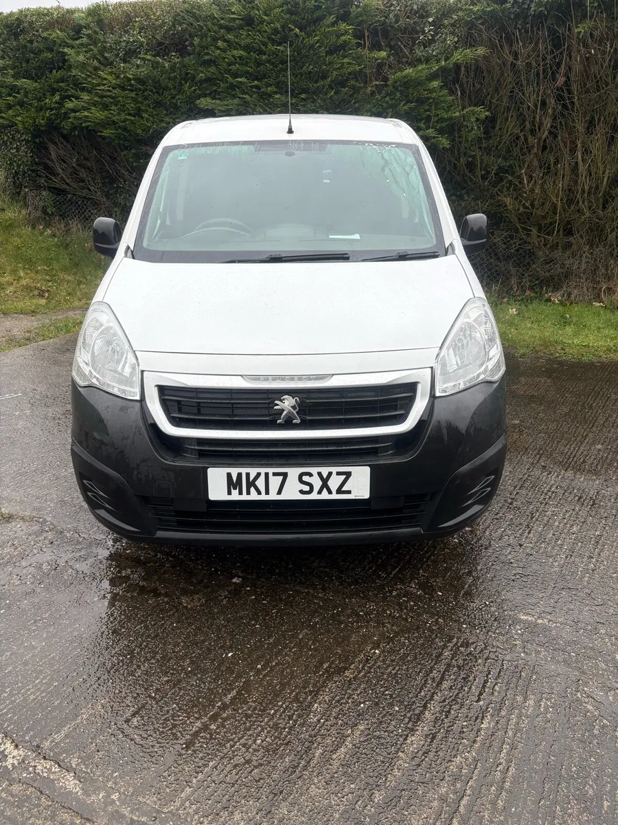 2017 Peugeot Partner 100bhp - Image 2