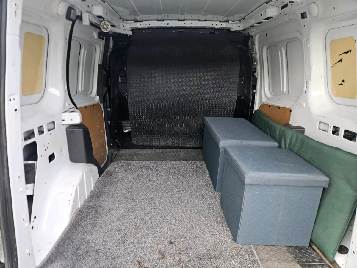 Commercials - Image 4