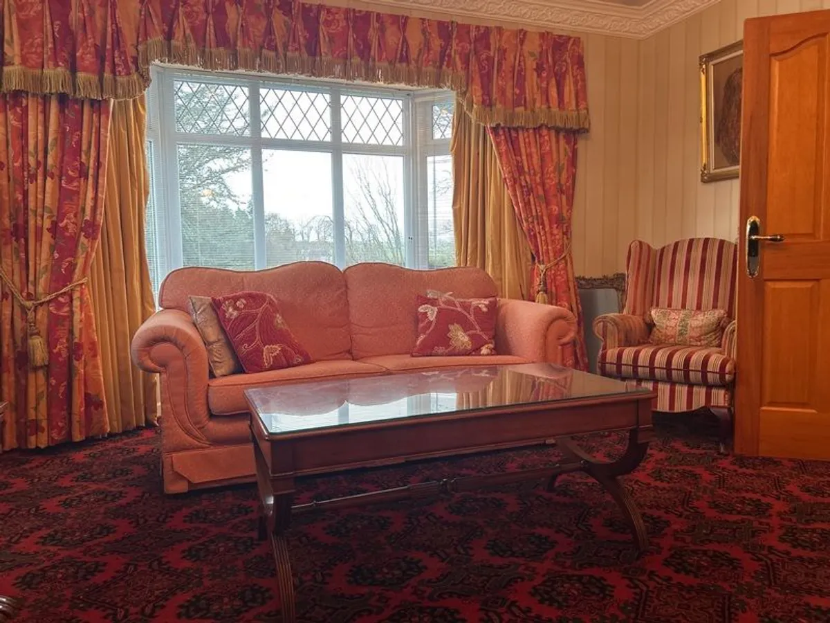 Finline furniture 3piece suite - Image 4