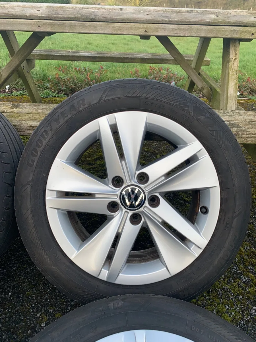 **16 Inch alloys like new and premium tyres ** - Image 2