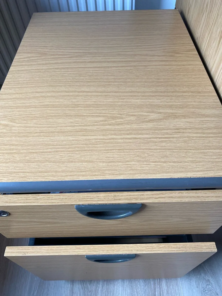 Office unit/ storage/ filing / cabinet - Image 2