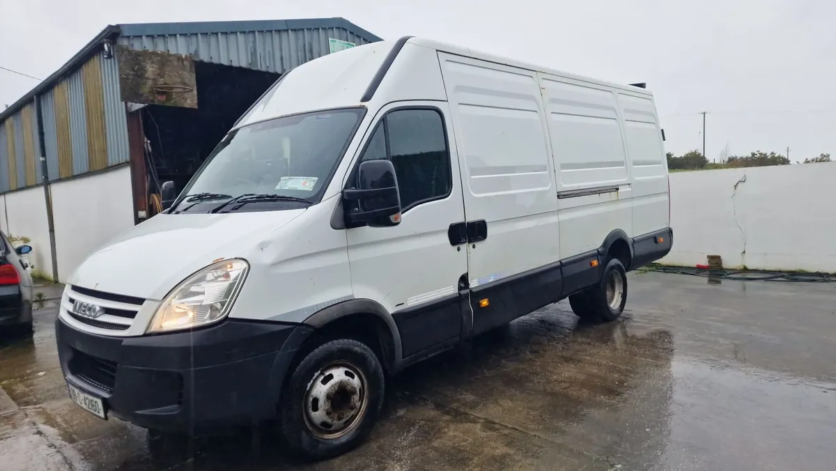Iveco Daily 2009 ELWB 3.0L - Image 1