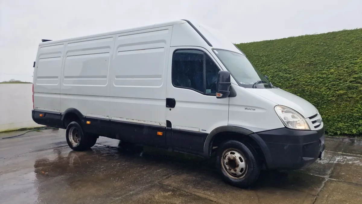 Iveco Daily 2009 ELWB 3.0L - Image 3
