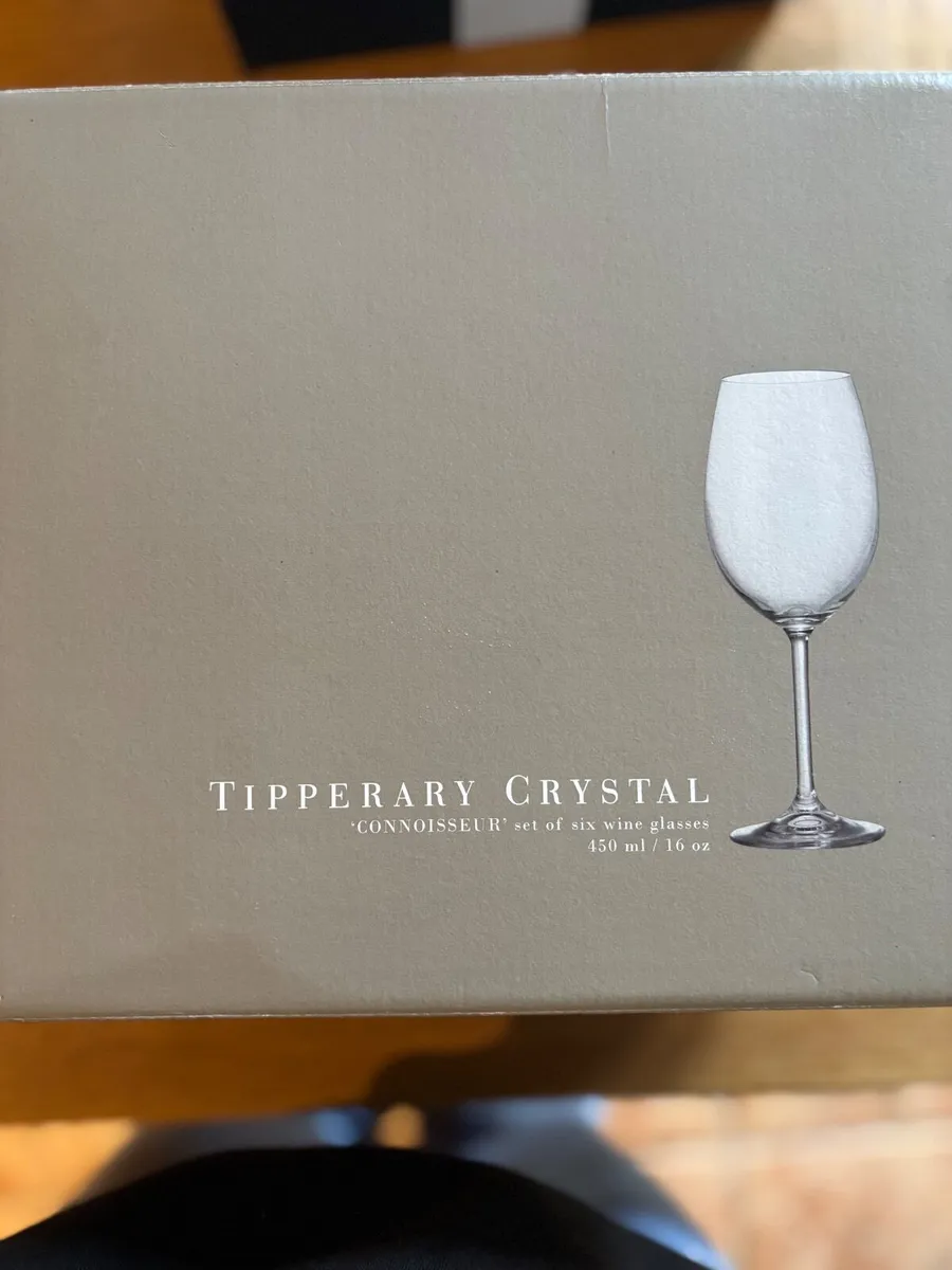 Tipperary Crystal set of six wine glasses - Image 4