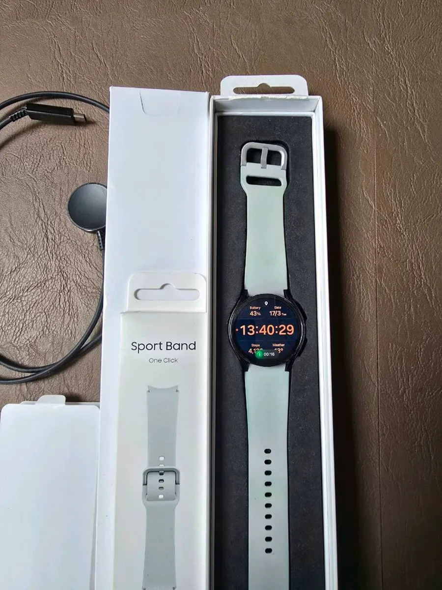 Samsung Galaxy Watch 6 (ladies) - Image 3