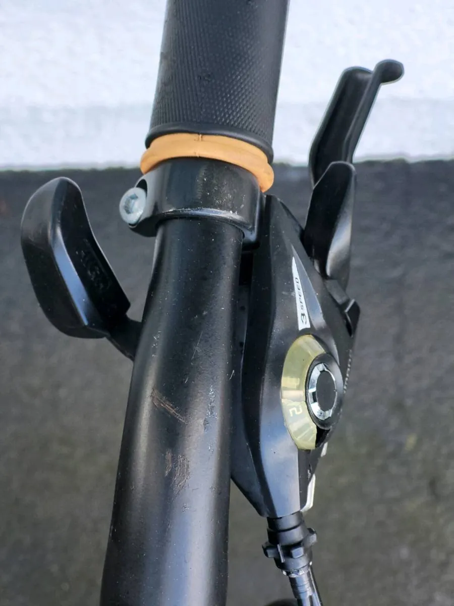 GUYS COYOTE DISC BRAKE BIKE - Image 4