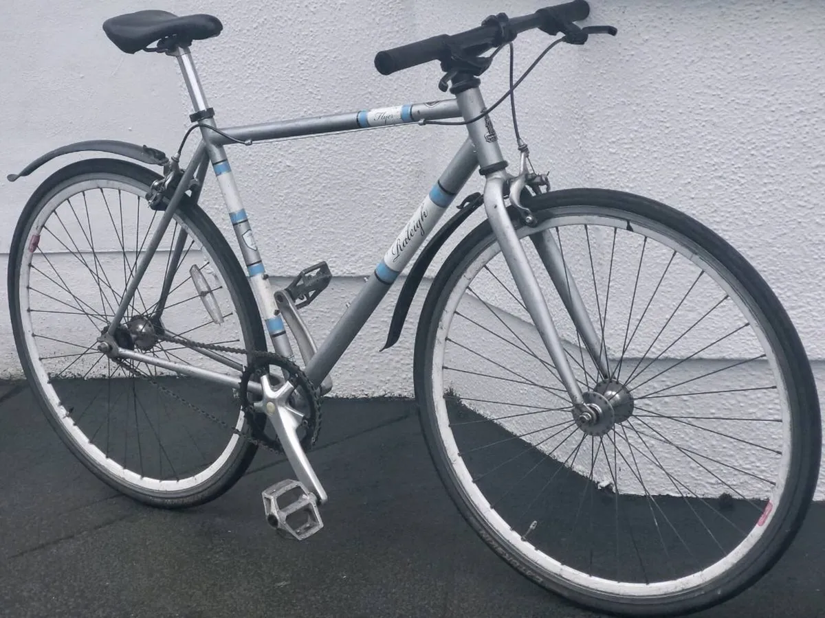 GUYS FIXIE BIKE CYCLES FINE - Image 1