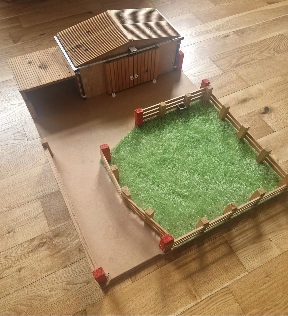 Kids Farm sheds - Image 2