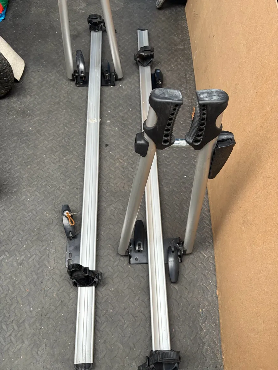 Roof mounted bike carriers - Image 3