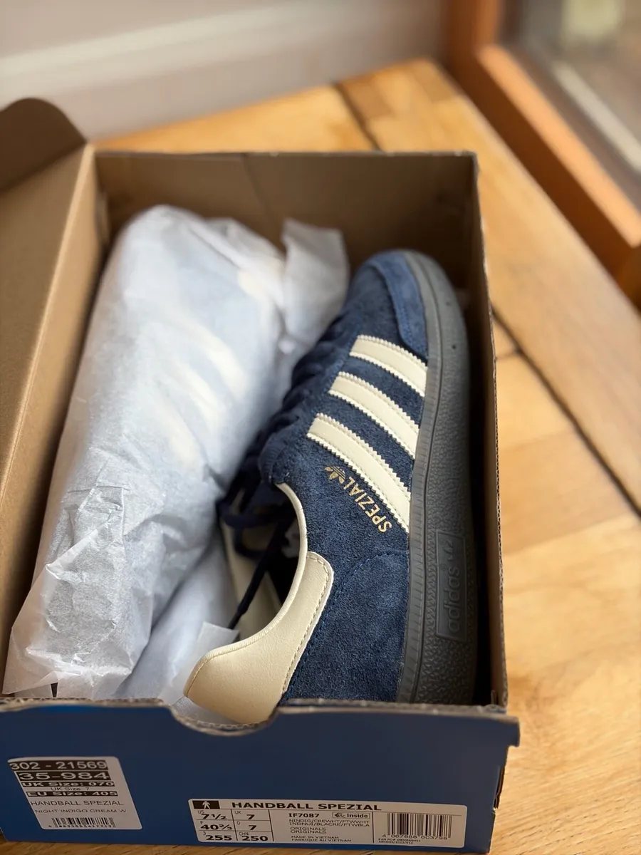 ADIDAS ORIGINALS ADULTS HANDBALL Brand New UK7 - Image 4