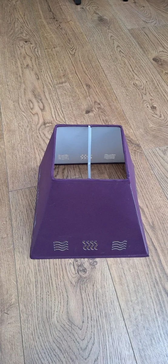 Lamp shade - Image 1