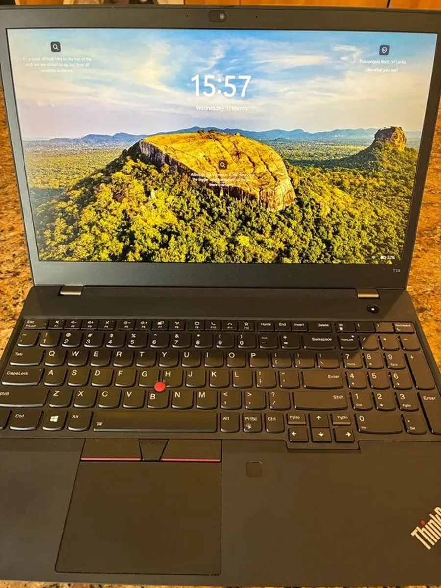 Lenovo ThinkPad T15 32GB Ram 15 inch Bundle - Image 2