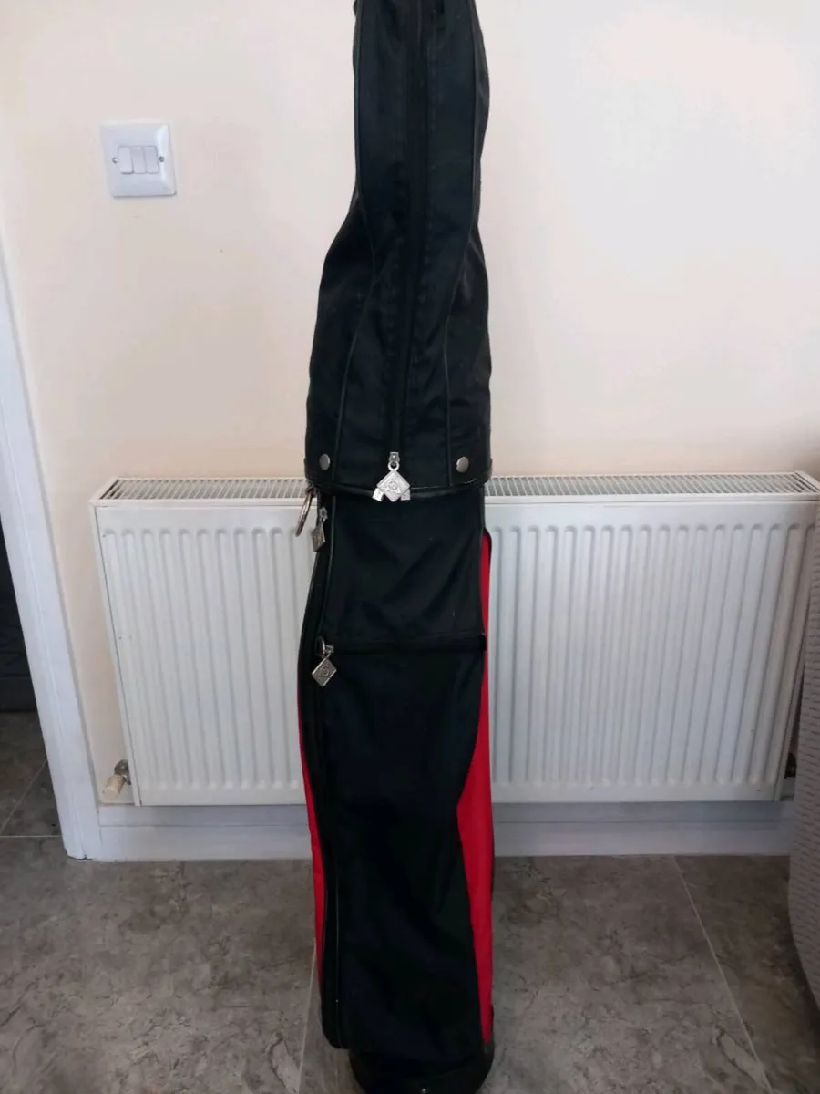 Dunlop pencil travel golf bag - Image 1