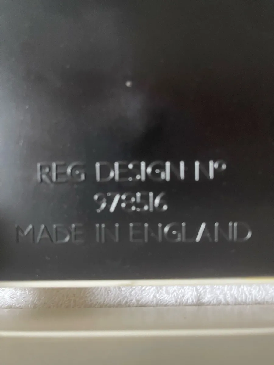 Mid century vanity mirror - Image 4