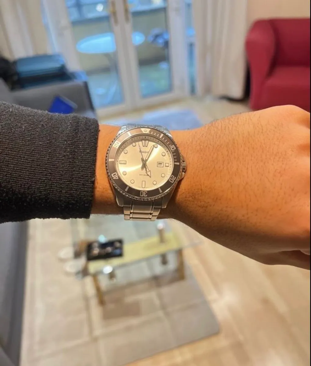 Casio Duro MDV-106 (44mm). - Image 3