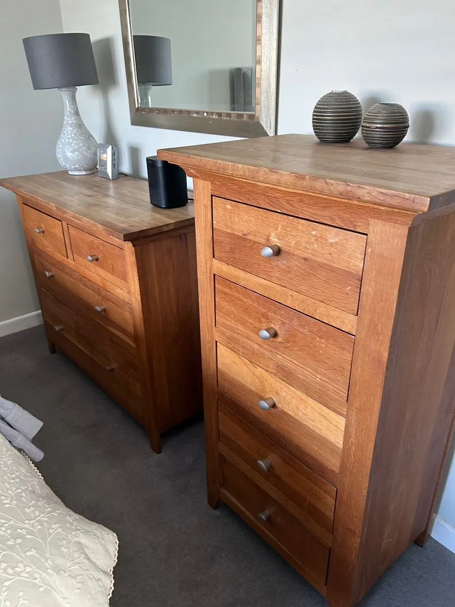 Bedroom furniture - Image 1