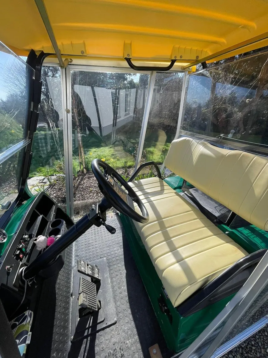 Golf buggy and trailor - Image 4