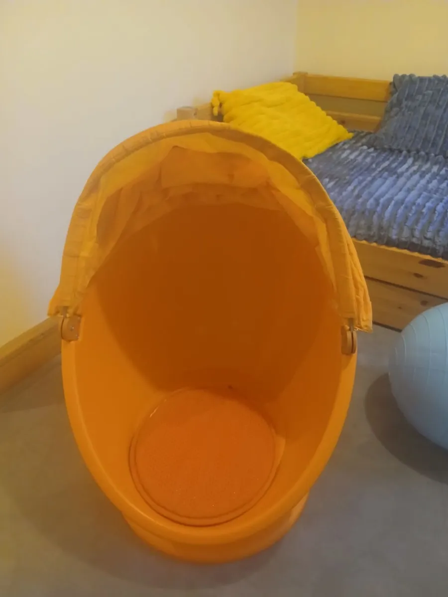 Ikea egg chair - Image 1