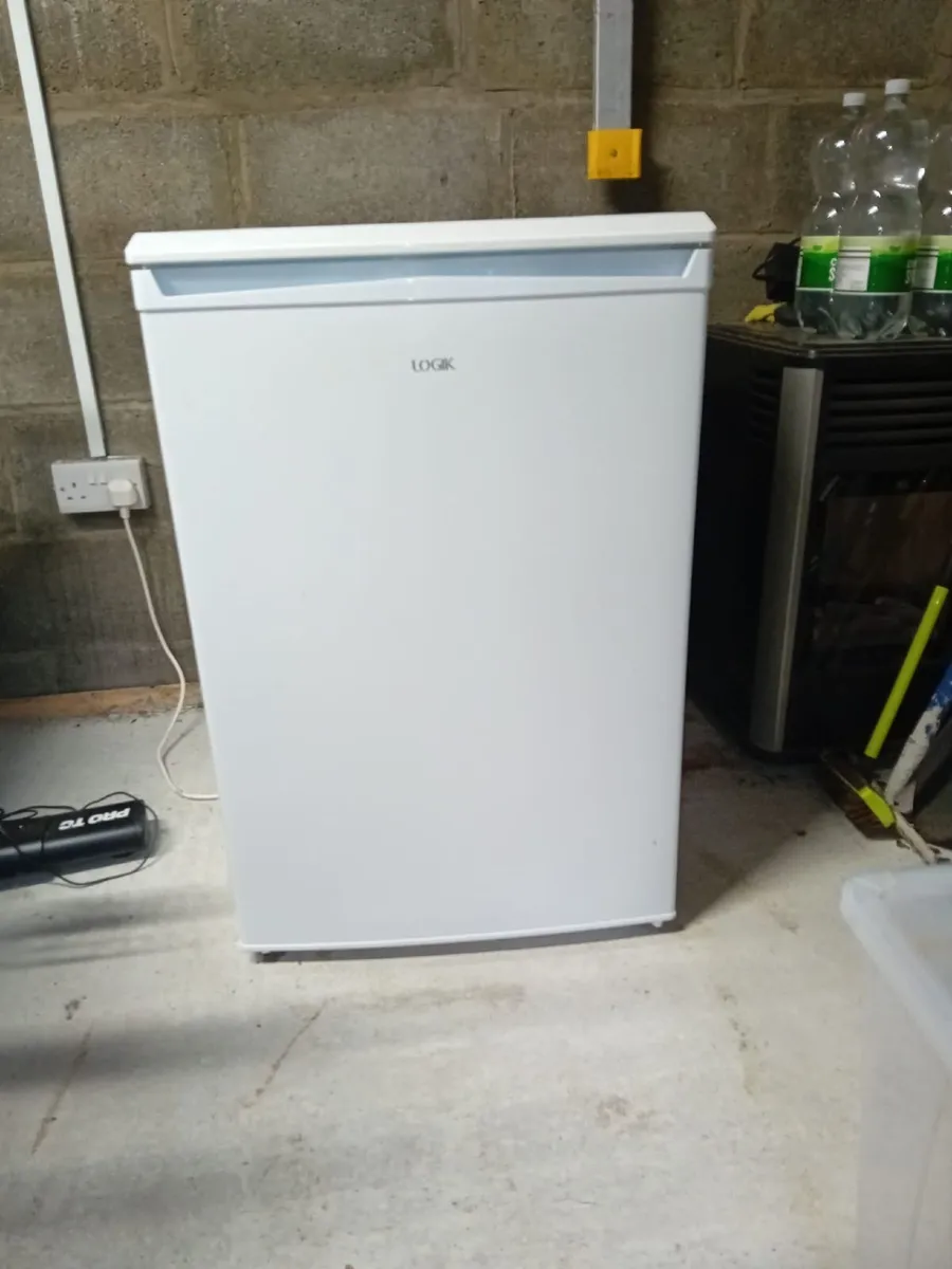 Uncounter Fridge - Image 3