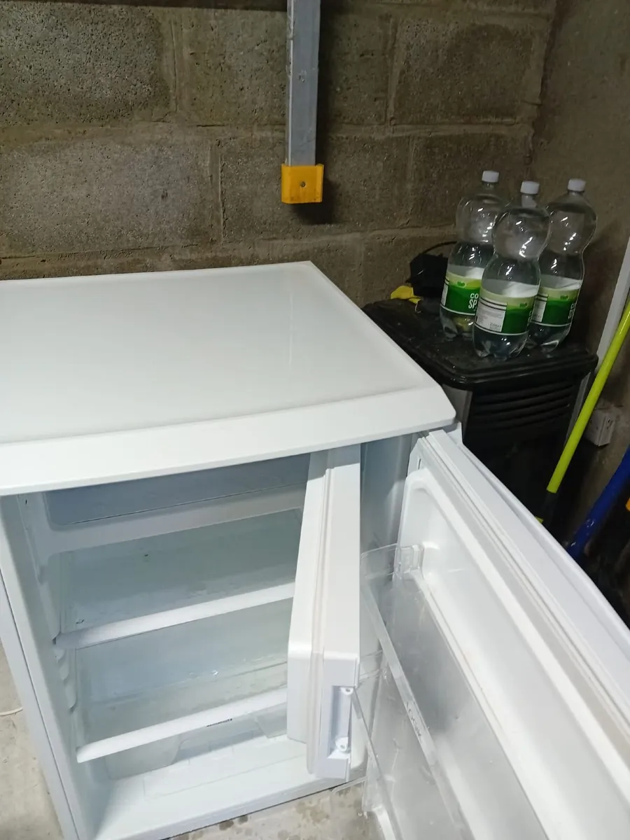 Uncounter Fridge - Image 1