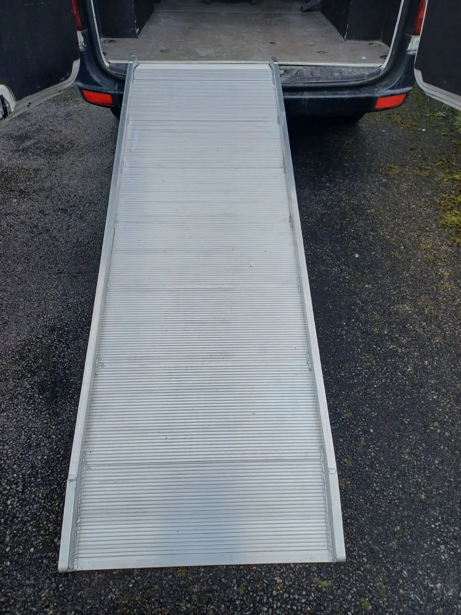 van ramp - Image 2