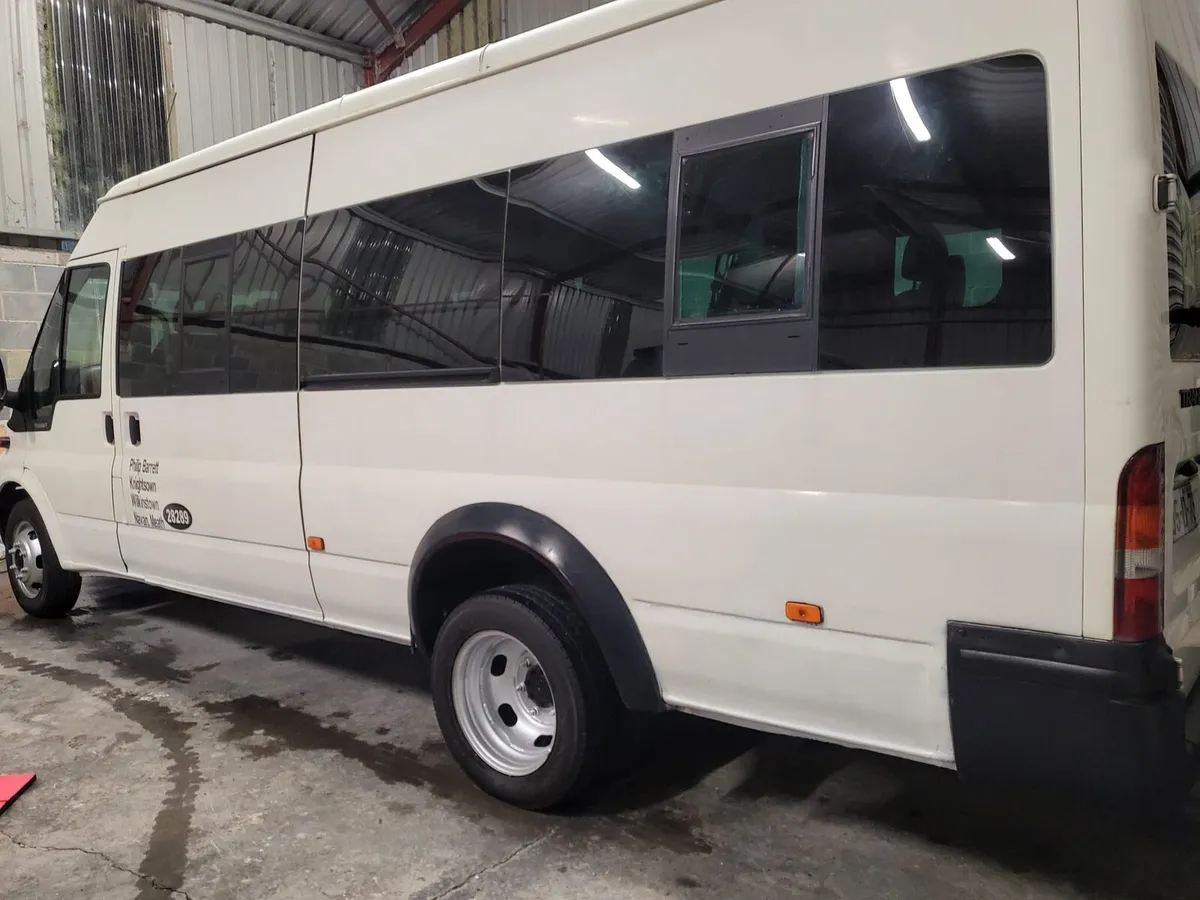 Ford Transit - Image 2