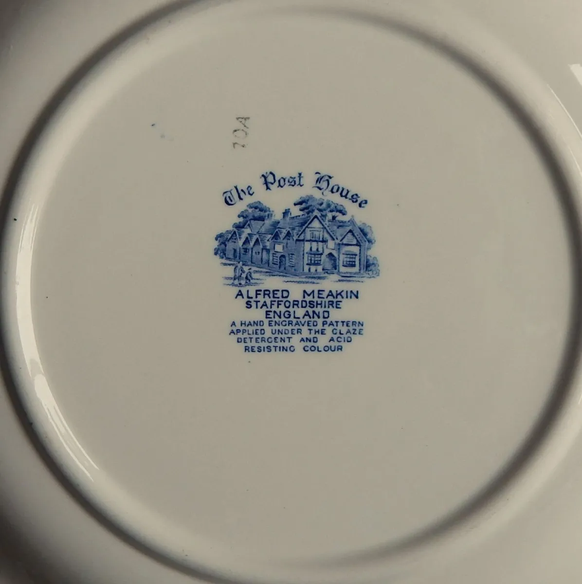 2 Alfred Meakin Staffordshire Pottery Plates - Image 3