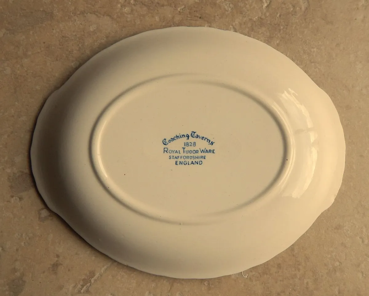 Selection of Vintage English Pottery Dishes - Image 4