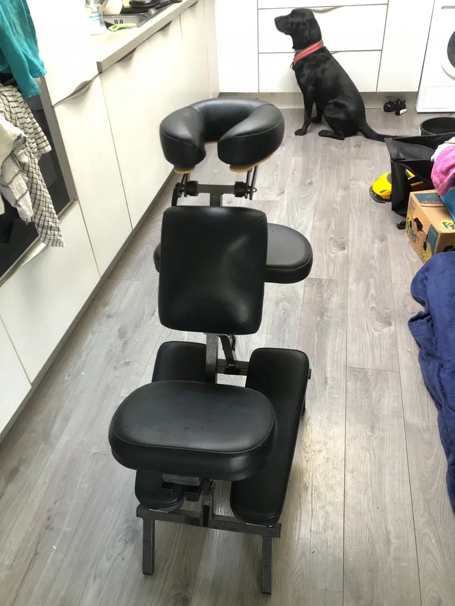 Massage chair - Image 1