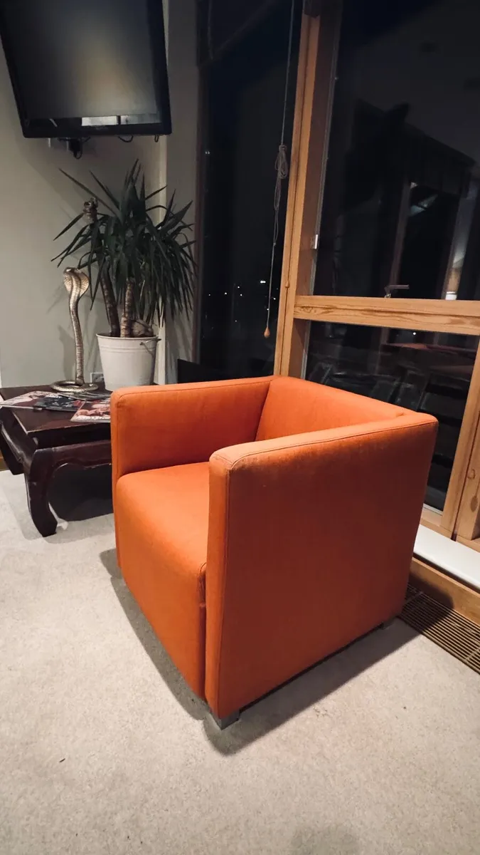 Lounge Chair - Image 1