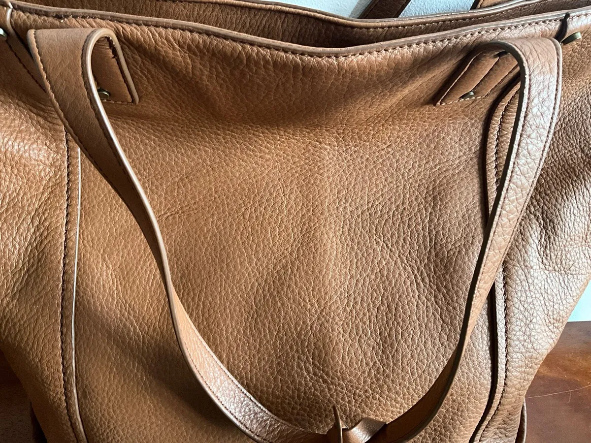 100% Leather ‘Lucky Brand’ Tote Shopping Bag - Image 2