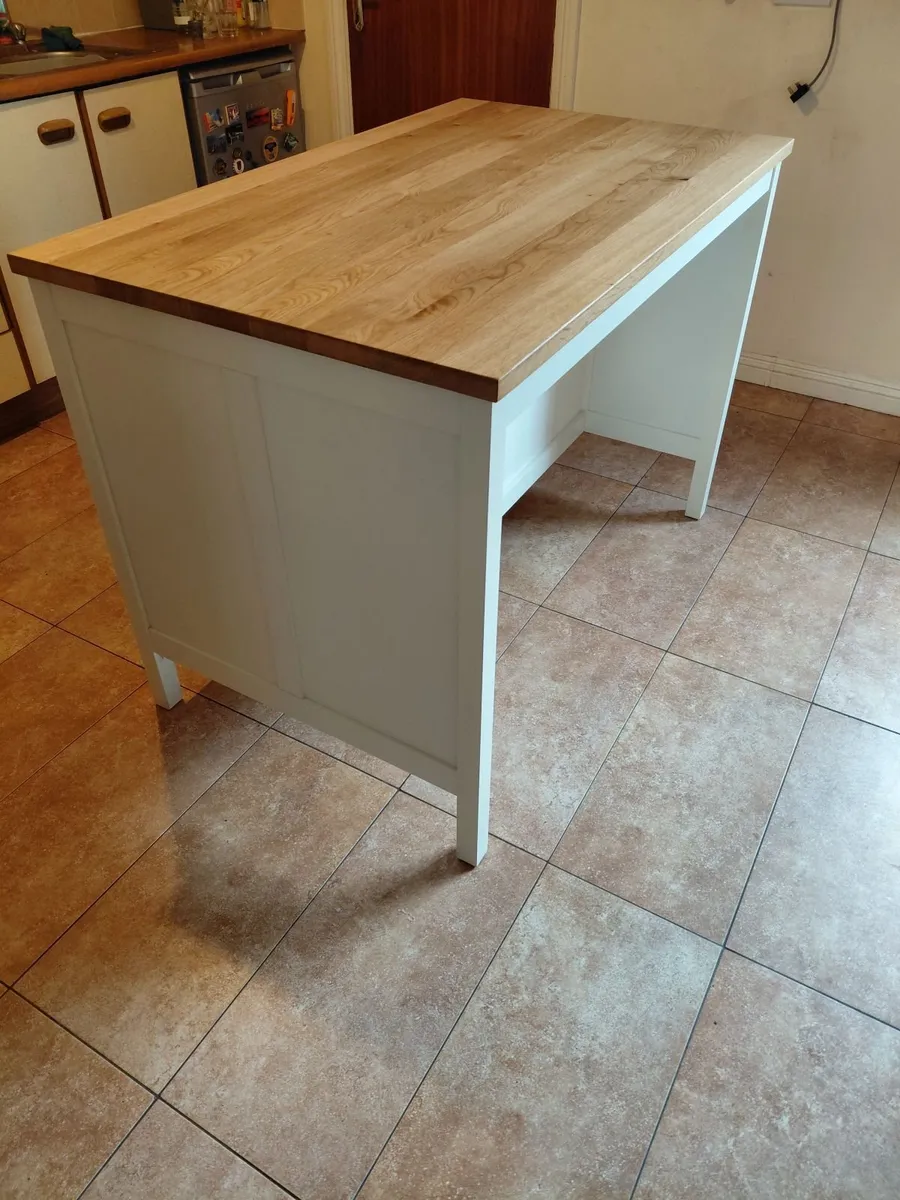 Ikea Island - Image 2