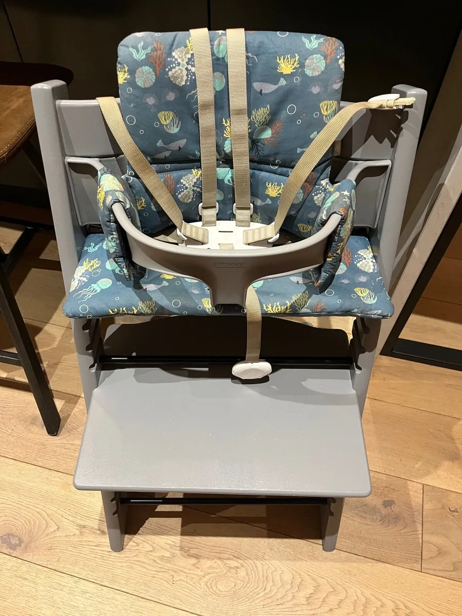 Stokke Tripp Trapp chair and accessories - Image 4