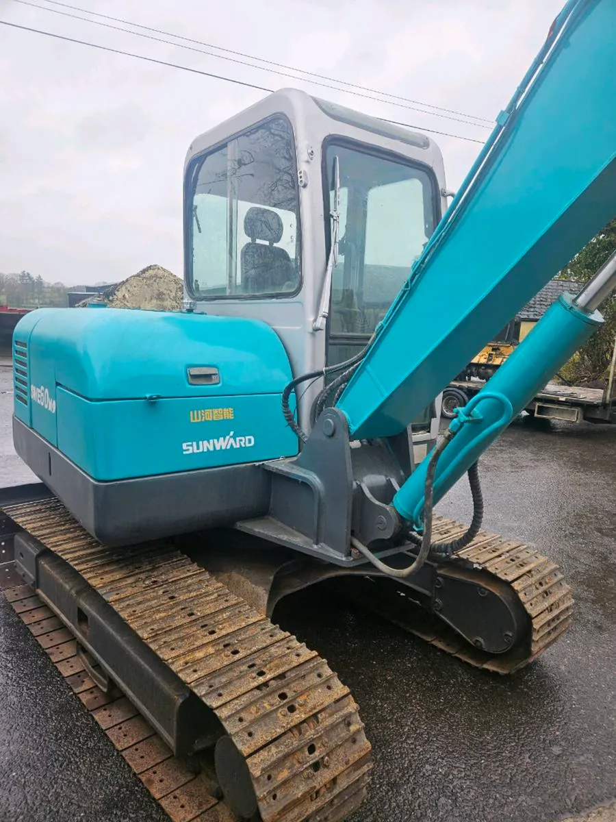 Sunward 6 ton digger - Image 4