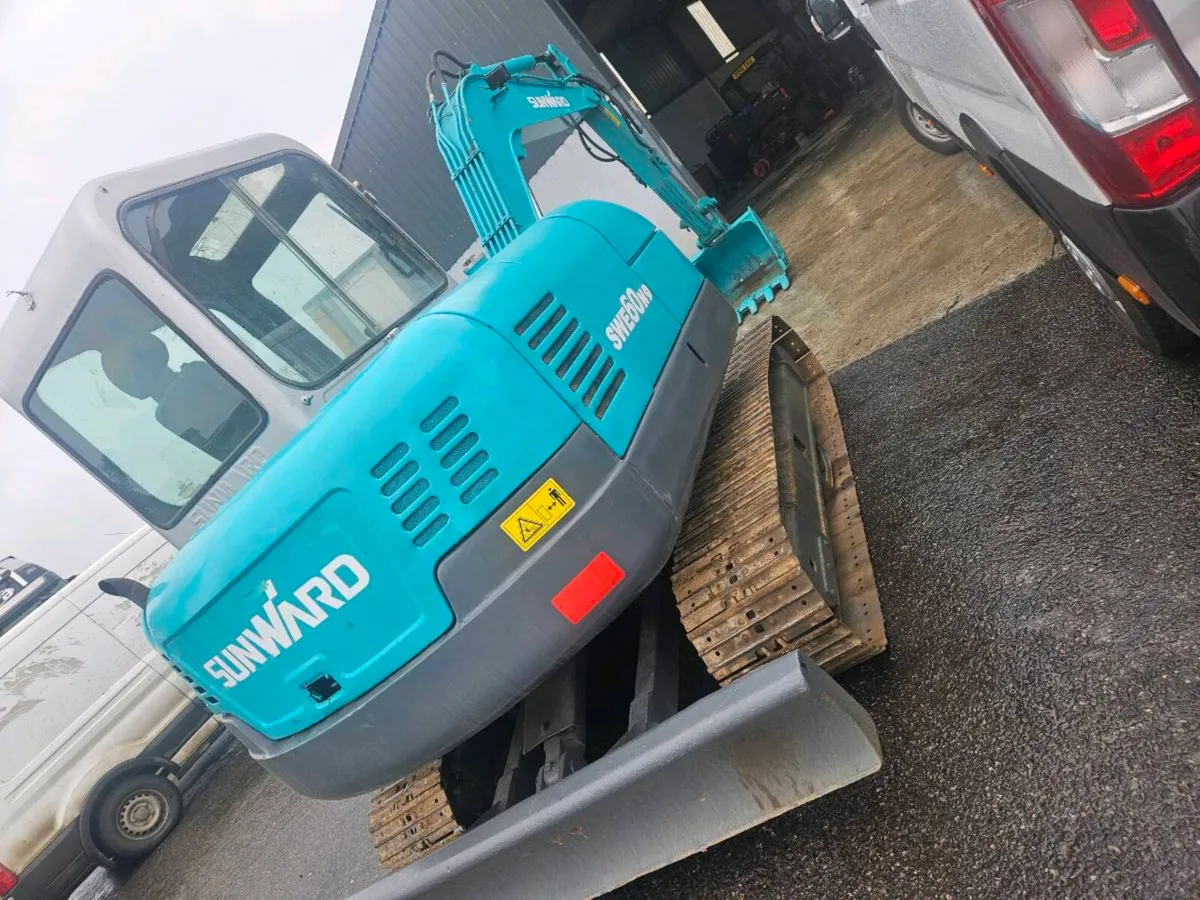 Sunward 6 ton digger - Image 2