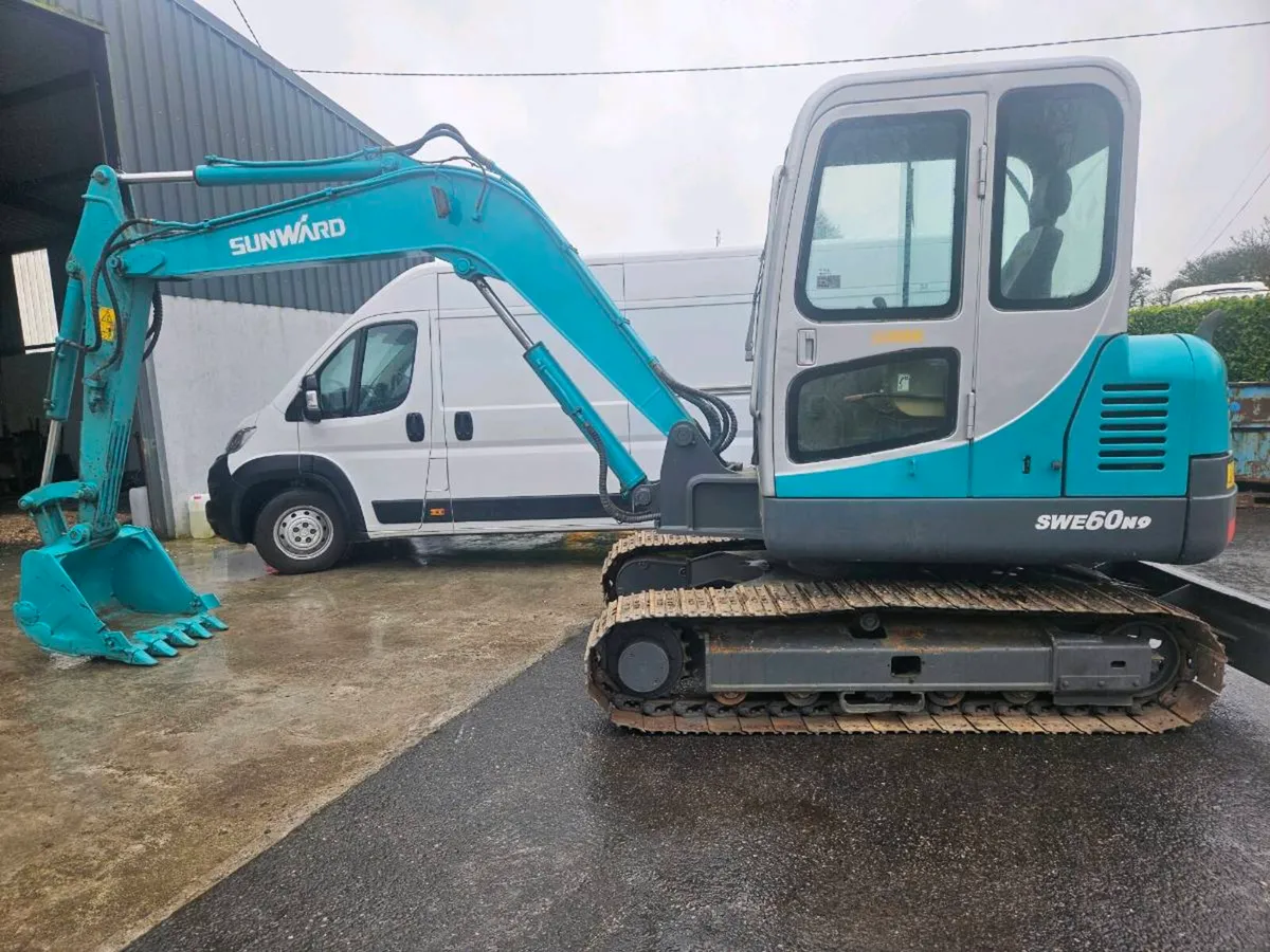 Sunward 6 ton digger - Image 1