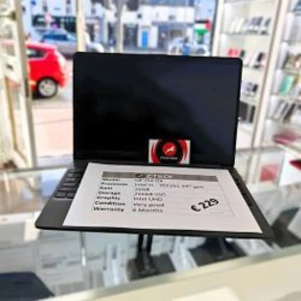 Hp 250 G8 | I5-1035g1 | 16 gb | 256ssd | 15.6 inch