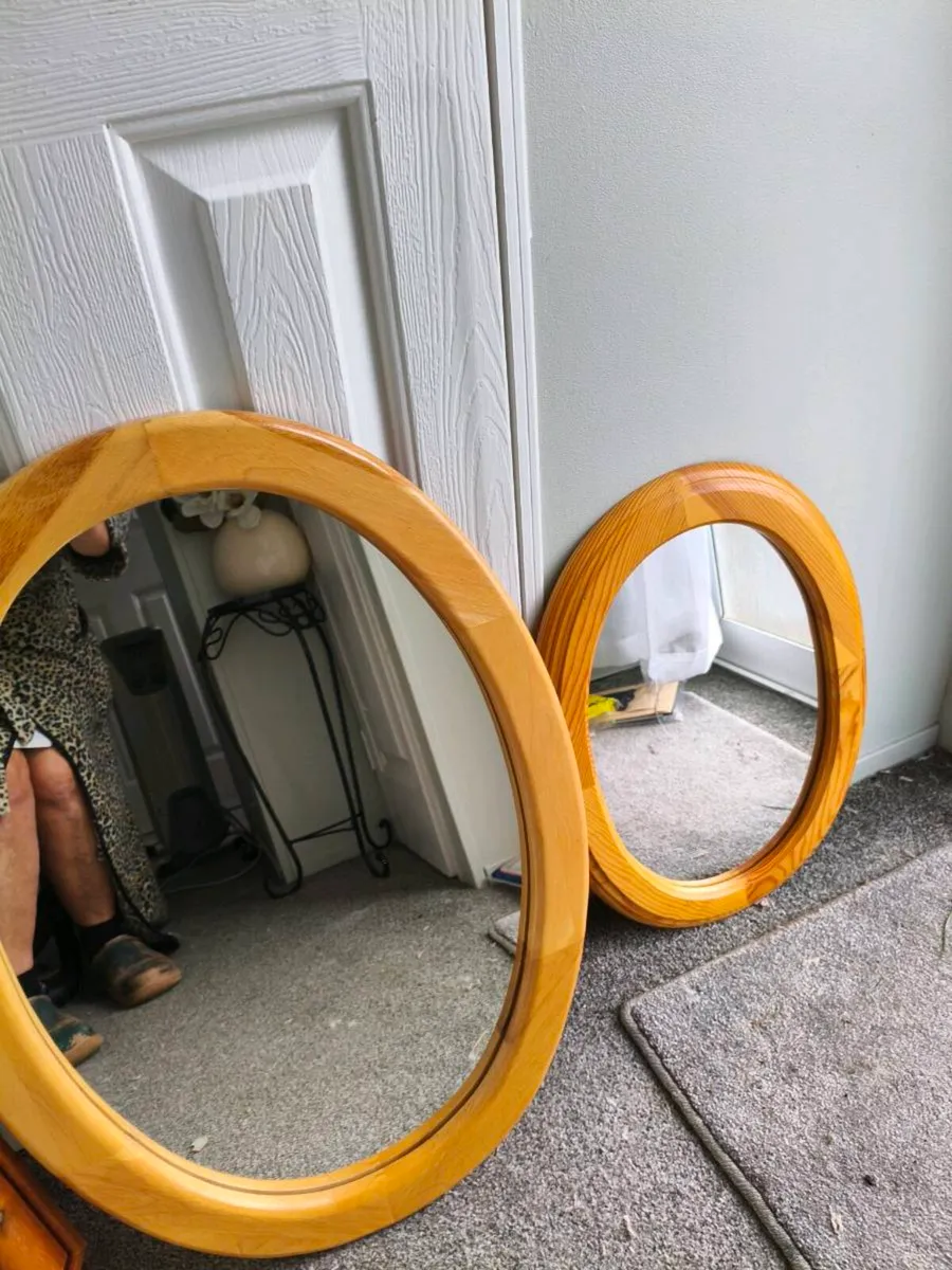 3 beautiful pine New mirrors , selling set 25 Euro - Image 4