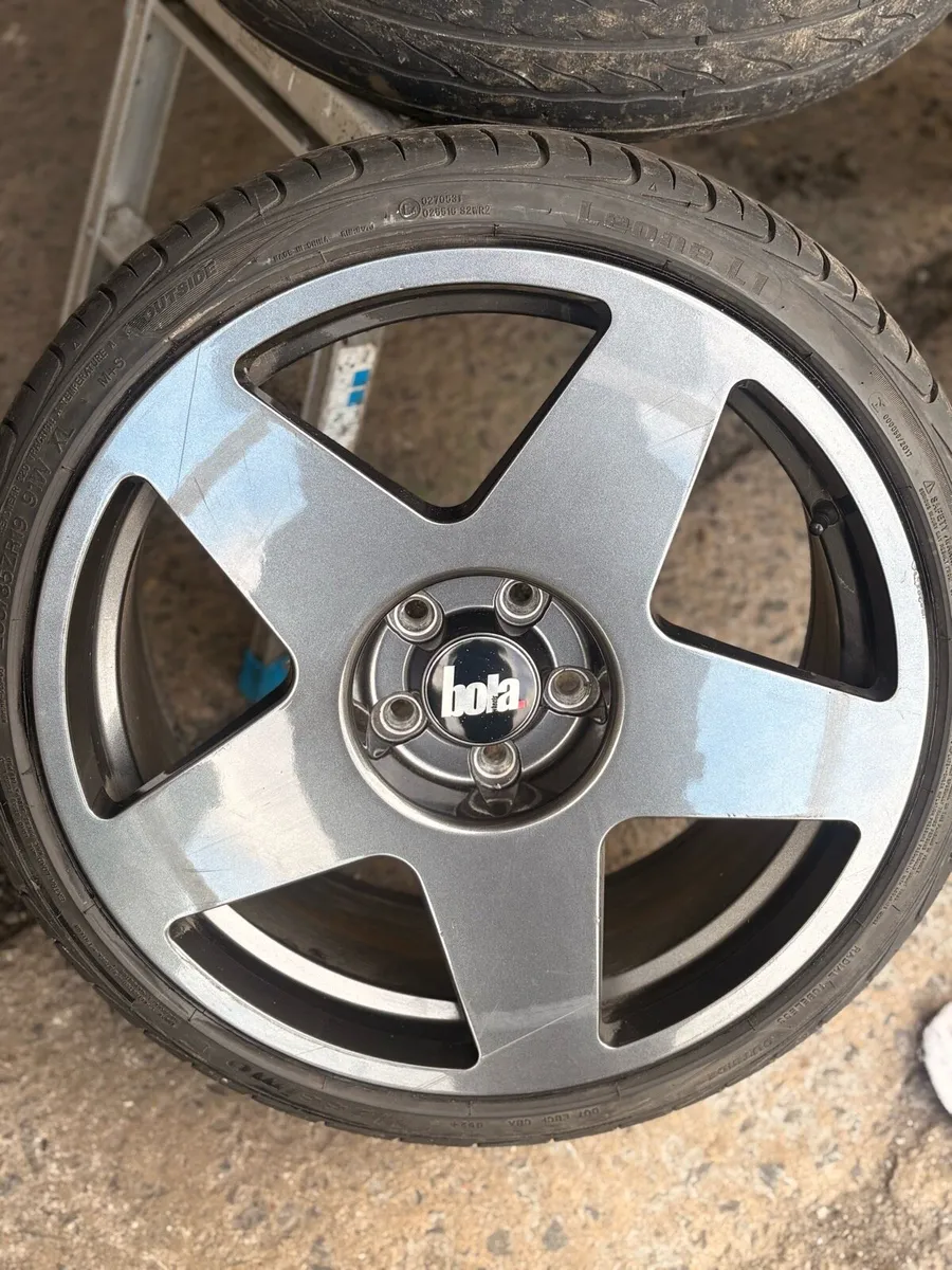 B10 19” bolas - Image 3