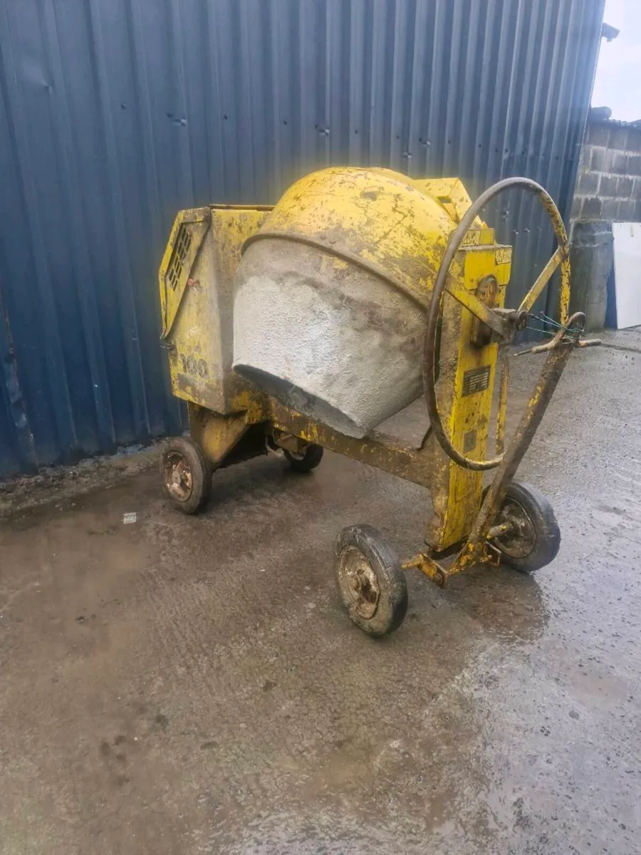 Cement mixer - Image 2