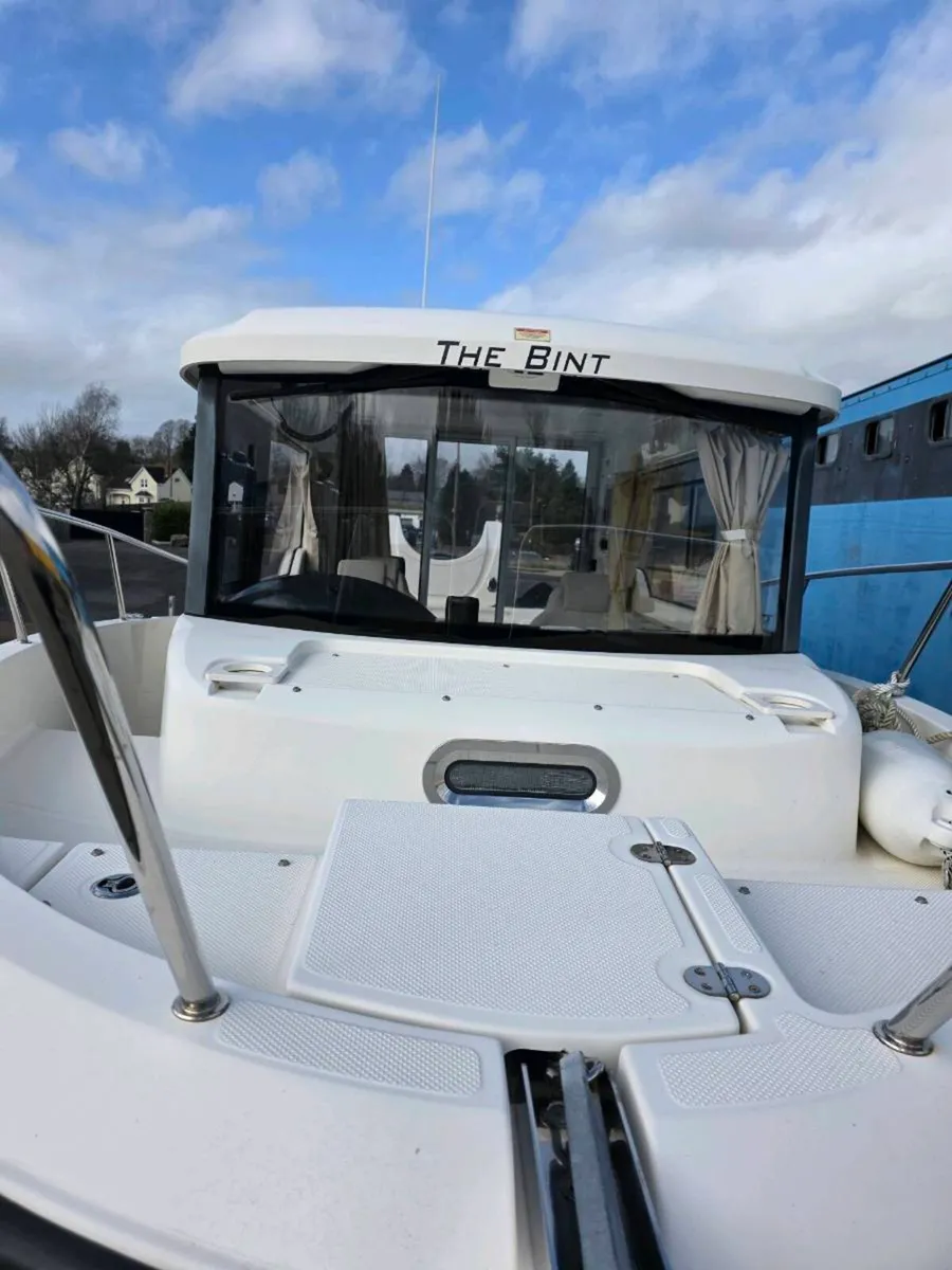 Quicksilver Pilothouse 755 - Image 3