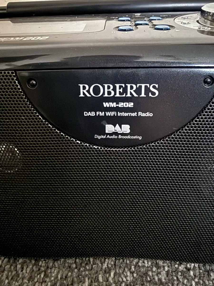 Robert’s radio - Image 2