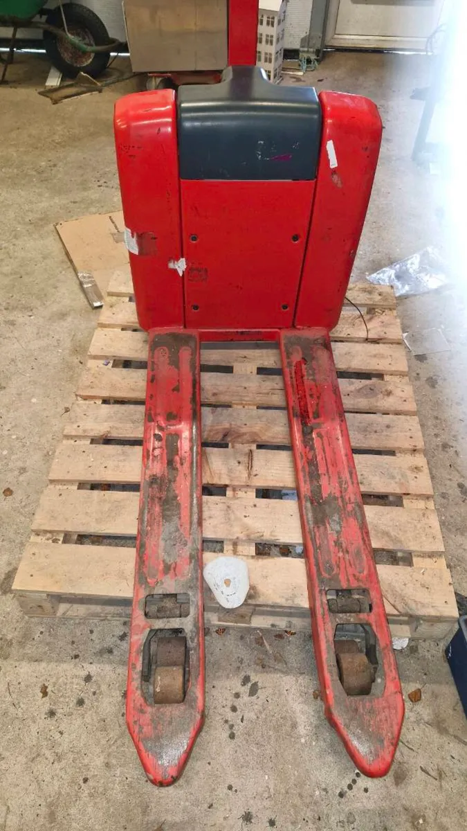 Electric Pallet Truck - Image 3