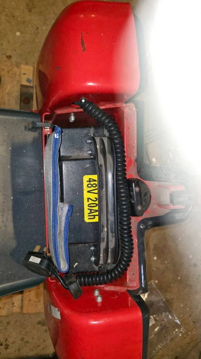 Electric Pallet Truck - Image 4