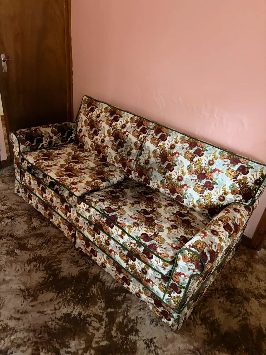 Vintage Couch - Image 1
